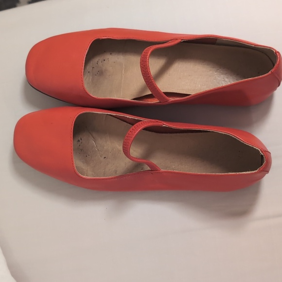 Red Ballet Flats - Picture 5 of 5